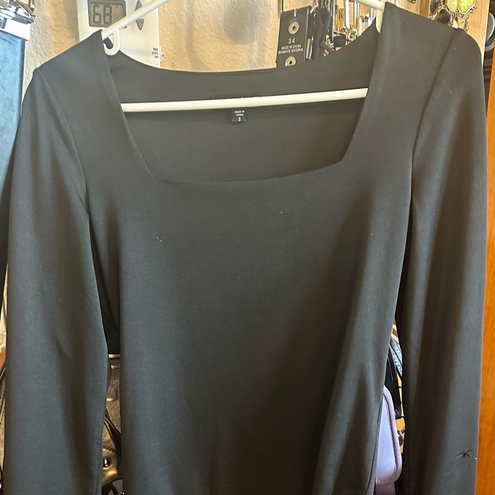 MittoShop Black Square Neck Bodysuit